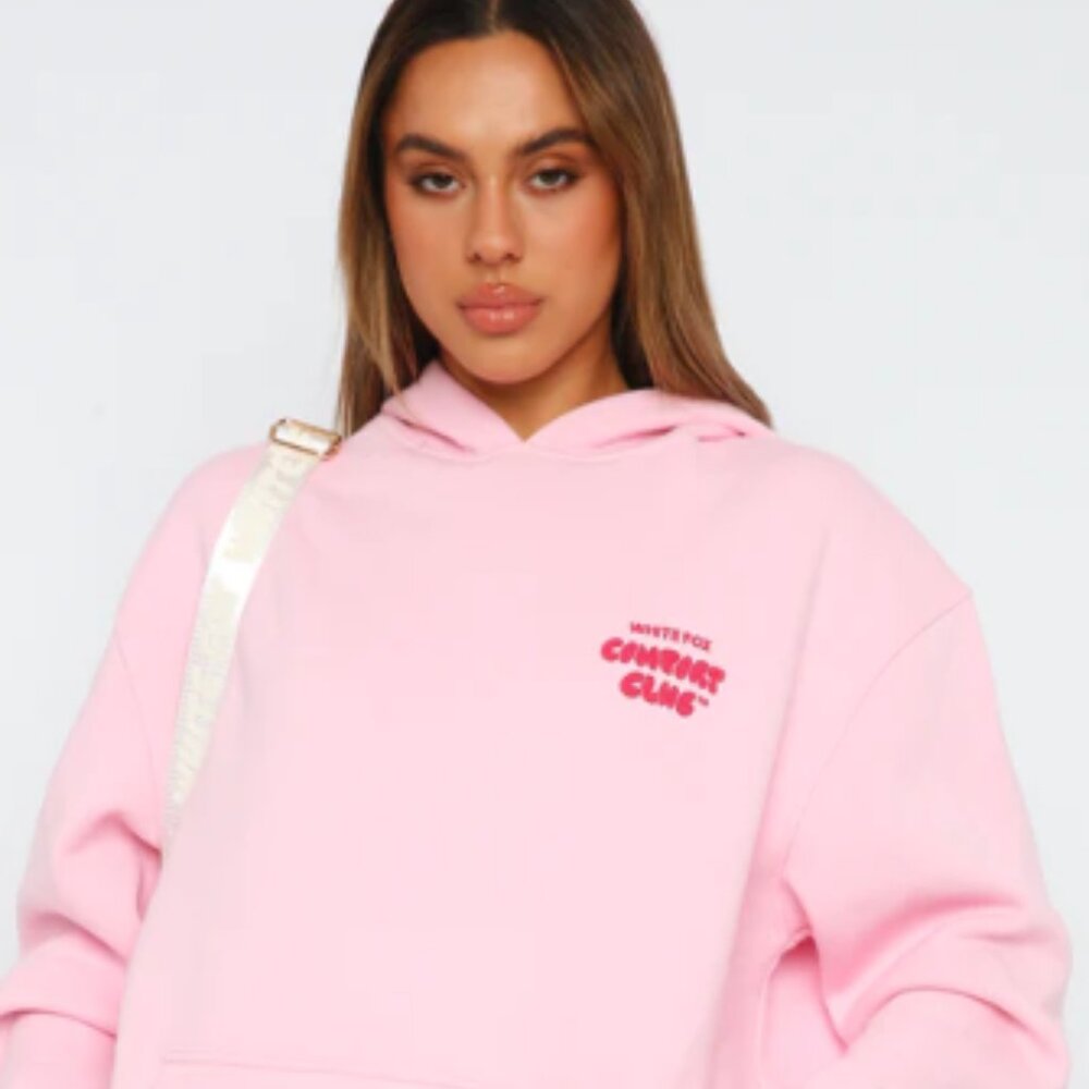 Comfort Club Oversized Hoodie Bon Bon